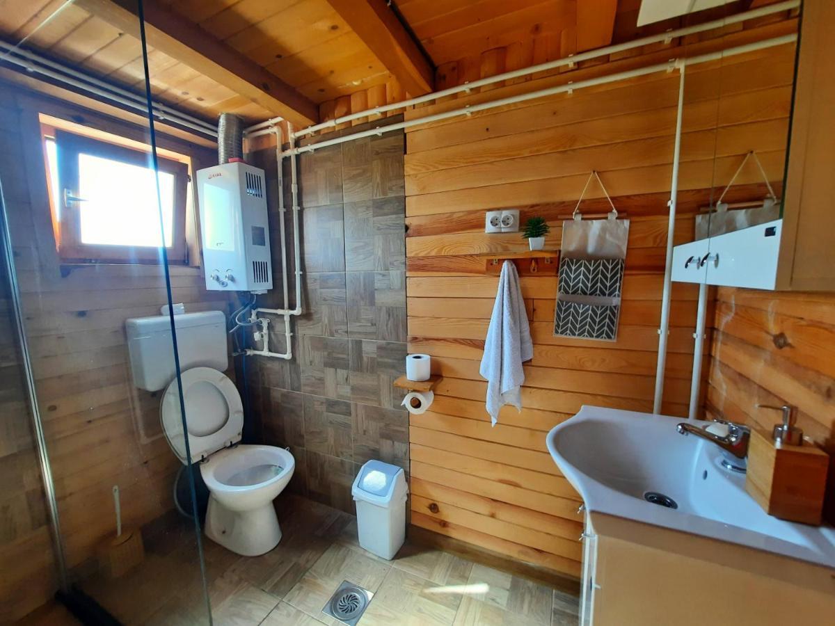 Brvnara Bata - Vikendica Na Drini Holiday home