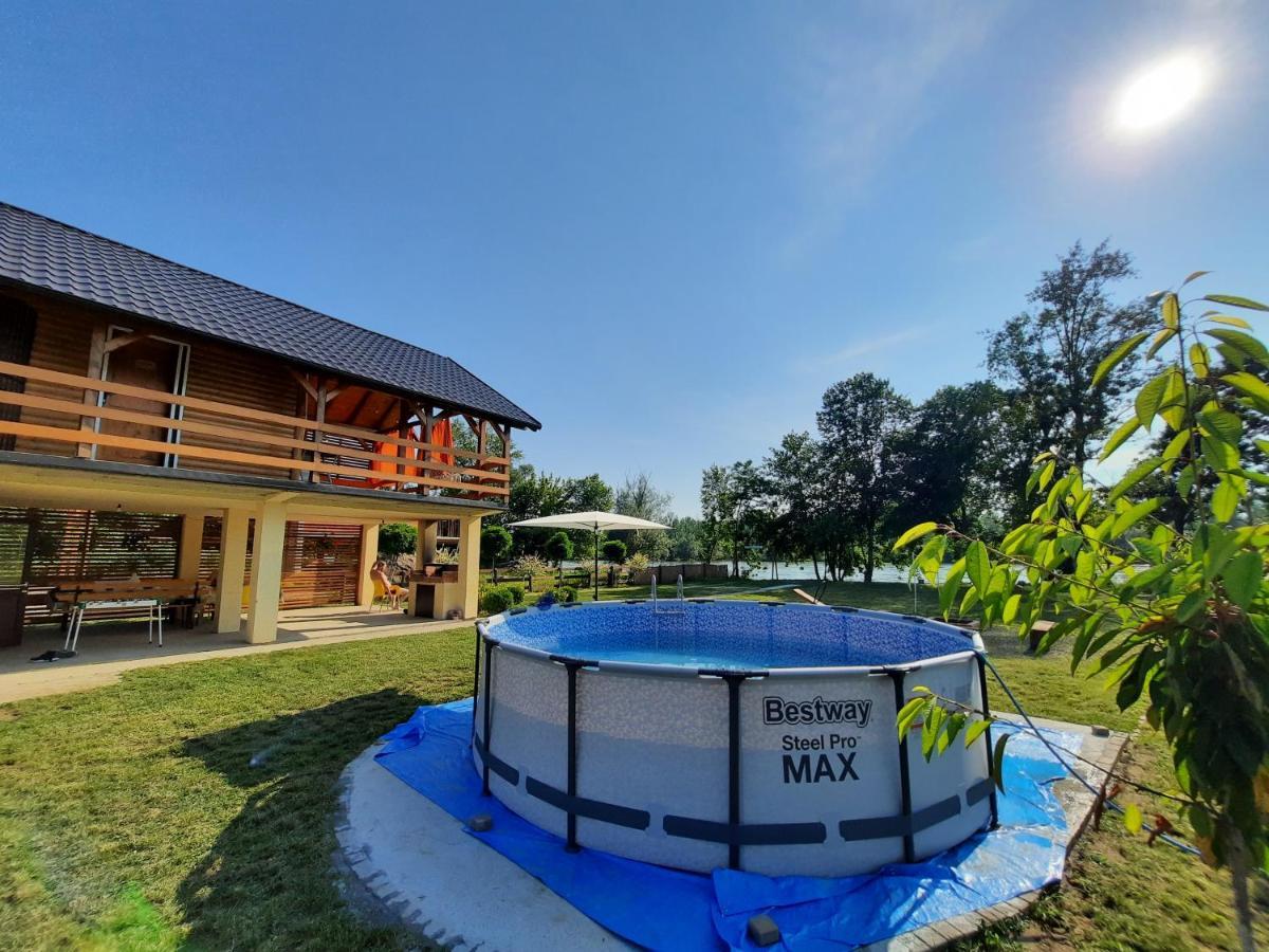 Brvnara Bata - Vikendica Na Drini Holiday home